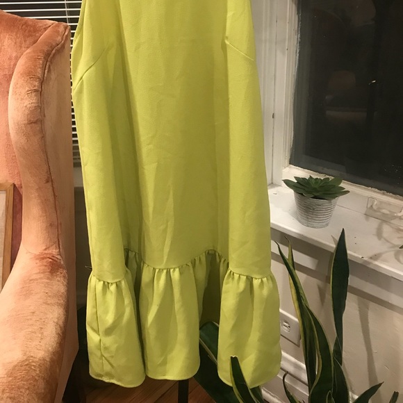 Lime Green Party dress - Picture 3 of 8